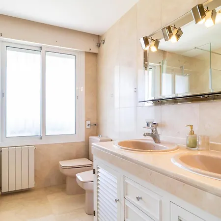 Gorgeous In Nyaraló Marbella