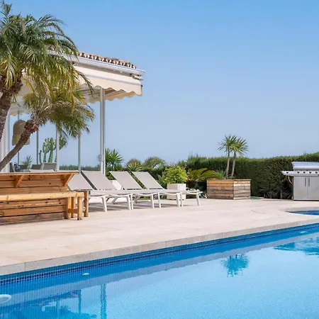 Nyaraló Gorgeous In