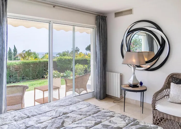 Gorgeous In 別荘 *