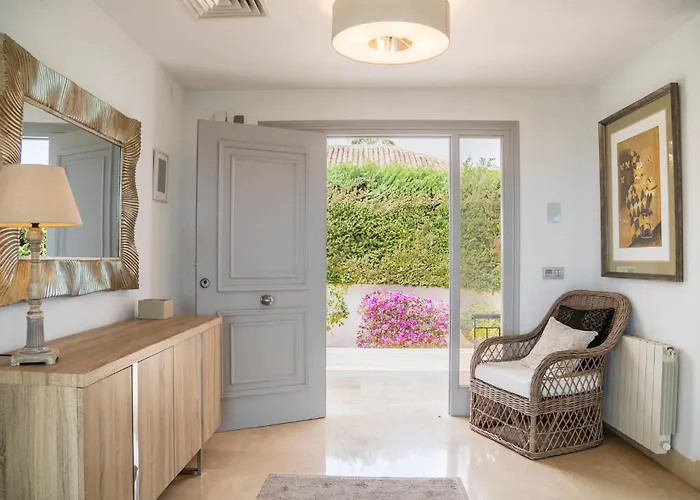 Gorgeous In 別荘 *